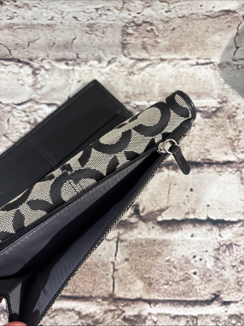 Coach Kristin Op Art Signature Checkbook Wallet. - Picture 7 of 11